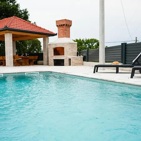 Villa Dub
