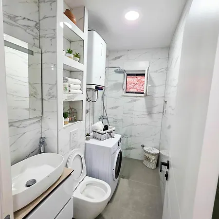Dub Villa Stolac