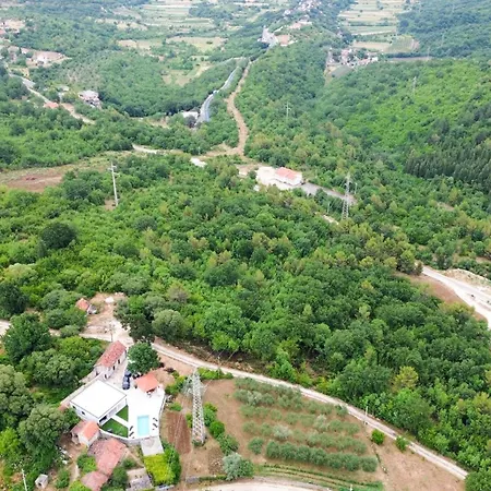 Villa Dub Stolac